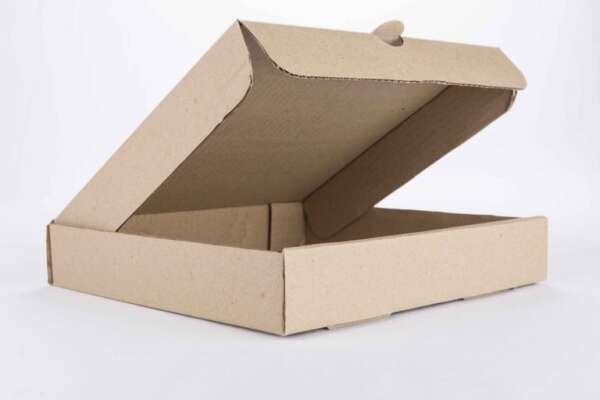 Caja para pizza 27x27x4cm