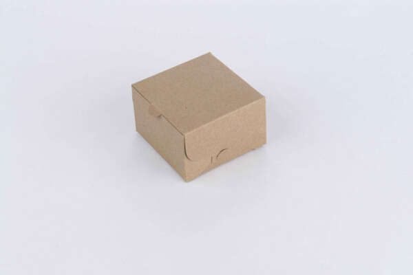 caja de carton 8x8x5cm