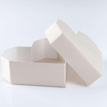 Caja corazón mediano (medidas 14X11X5cm)